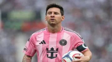 شروط مالية ضخمة.. ماذا طلب ميسي لارتداء قميص غلطة سراي التركي؟